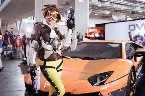 coolest overwatch cosplayers ign