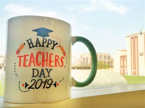 Word teachers day 2021 {5 october} list. Indian students in UAE pay respects on Teachers' Day ...