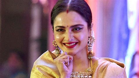 Indian Film Actress Rekha Beauty Fitness Tips And Diet Plan Yabibo