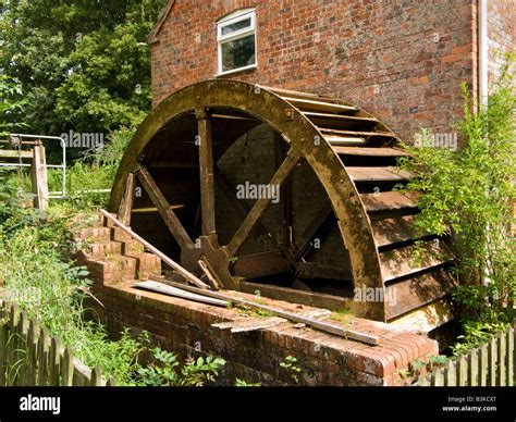 Watermill Uk High Resolution Stock Photography And Images Alamy