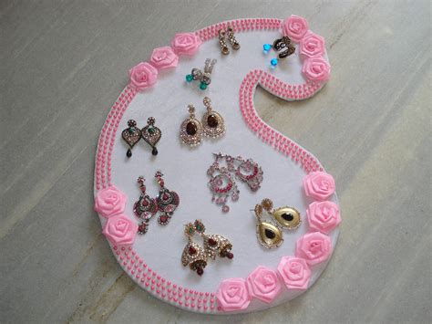 How to make charms for bracelets and necklaces from recycled materials. Indian Handmade Items: Wedding Packing Trays