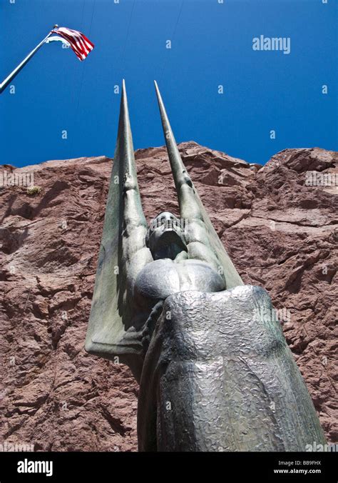 Hoover Dam Statue Hi Res Stock Photography And Images Alamy