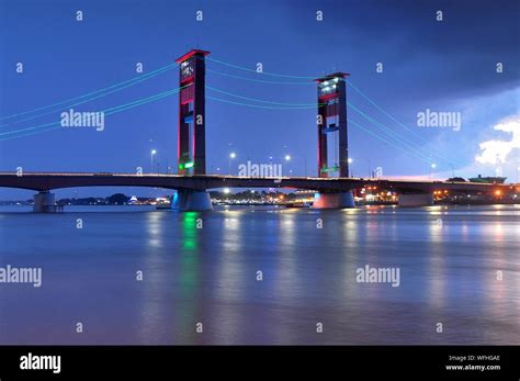 View Of Suspension Bridge At Night Stock Photo Alamy