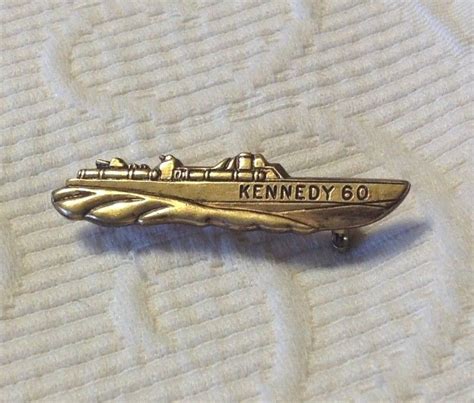 John Fkennedy Shiny Gold Colored 1960 Campaign Tie Clasp Pt 109