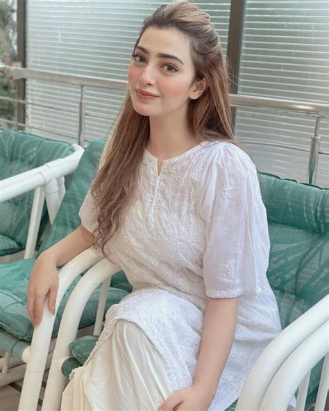 Nawal Saeeds White Outfit Is Beautiful Photographs Asian Life Style