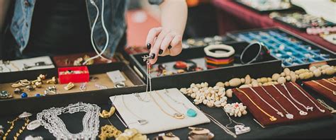 Craft Fairs And Art Shows 101 How To Effectively Sell Your Products In