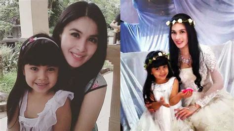 dulu jadi anak sandra dewi gadis cilik ini sekarang sudah 17 tahun jadi tiktokers terkenal