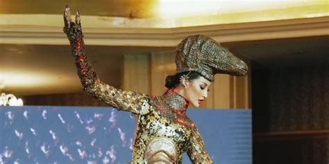 Missnews Ayu Maulida Putri Reveals Komodo Dragon Themed Costume For