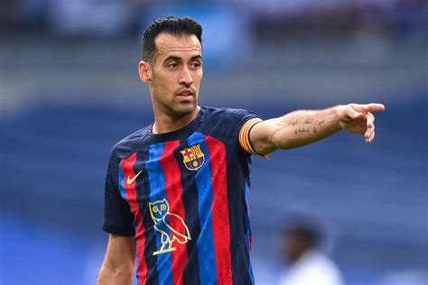 3 Players Who Could Possibly Replace Sergio Busquets At Barcelona Next