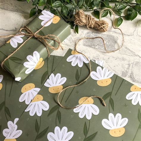 Oh Daisy T Wrap Daisy Wrapping Paper Cute Wrapping Etsy
