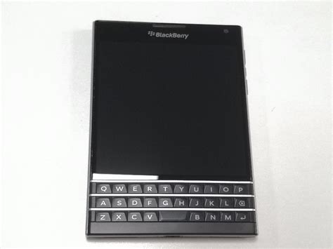 Blackberry Blackberry Passport Q30 Quad Core Lte 3gb Ram 32gb Rom 13