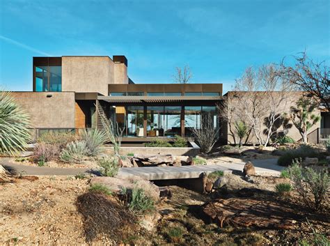 A contemporary desert home is erected for a couple that wanted to purge and simply their life. the structure is designed by wendell burnette architects and is built on a hillside in cave creek — a town just outside of phoenix, arizona. Pristine Prefabs from Marmol Radziner Collection of 7 ...