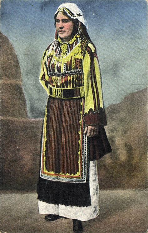 Македонска народна носија од струшкиот крај