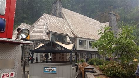 Multnomah Falls Lodge May Be Open By End Of Year