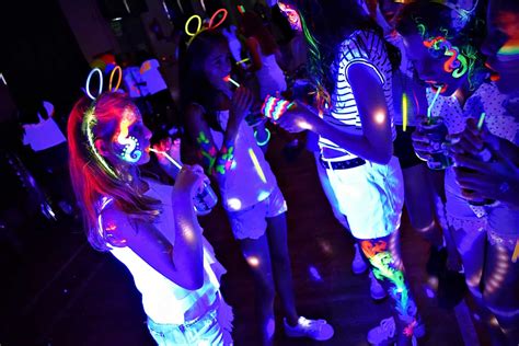 Uv Glow In The Dark Discos Essex Kent London And Herts