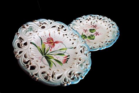 Decorative Plate, Made in Italy, Majolica, Reticulated, Hand Painted, Floral Pattern, Home Decor ...