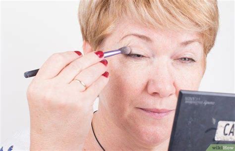 How To Apply Eye Makeup For Women Over 50 With Pictures Makeuptools Applying Eye Makeup