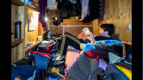 Shocking Pics Of People Living In Incredibly Tiny Rooms In Japan Youtube