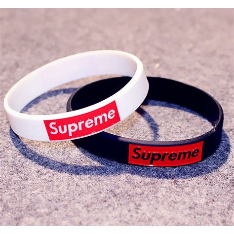 Blog rekomendasi style keyboard yamaha yang free download bisa masuk di free download yang style yang berpasword di kenakan biaya Gambar Gelang Supreme - Koleksi Gambar HD