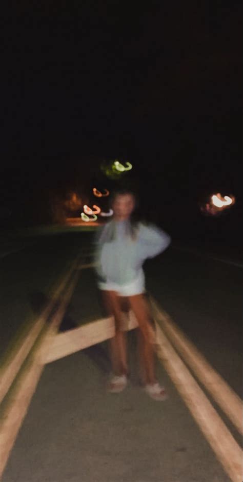 blurry aesthetic blurry pictures friend photoshoot best friend photoshoot