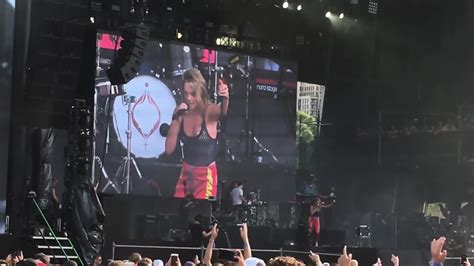 Talking Body Tove Lo Lollapalooza 2017 Chicago 862017 Eporner