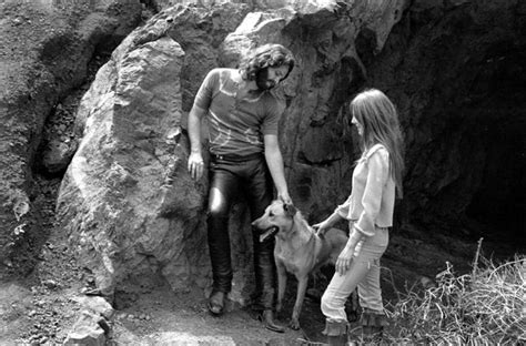 Jim Morrison And His Girlfriend Pamela Courson Taken By Edmund Teske In Vintage News Daily
