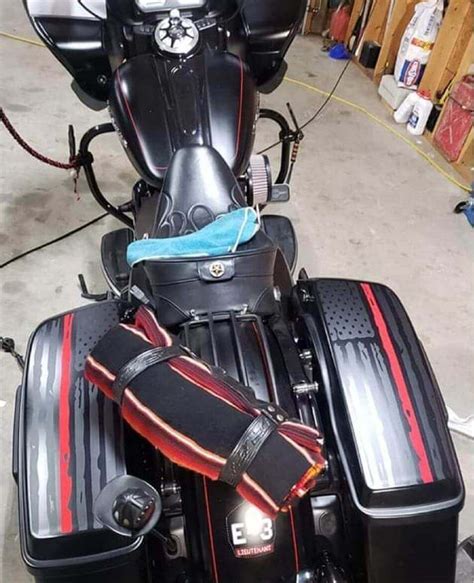 Read products descriptions to get all the info about specs and dimensions in order to find the best leather product suitable for your motorcycle model. 2014 - 2020 Harley Davidson "U.S. Veteran" Ultra Classic ...