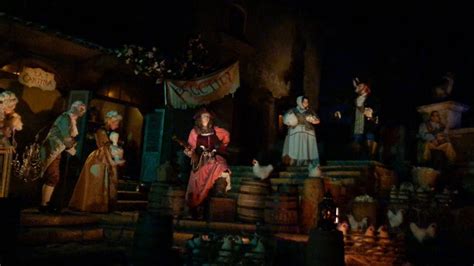 4k New Pirate Redd Redhead Scene Pirates Of The Caribbean Disneyland 2018 Youtube