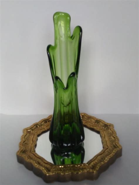 Vintage Mcm Green Swung Glass Stretch Vase Collectible Art Etsy Canada Vase Retro Home