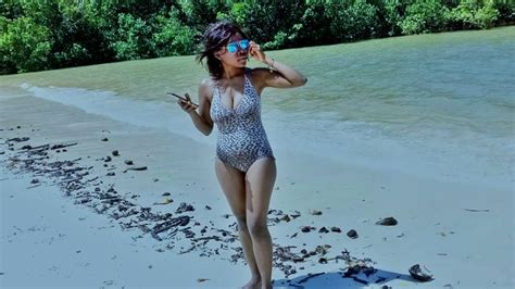 Mombasa Vlogbeach Wear How To Slay At The Beach On A Budget Youtube