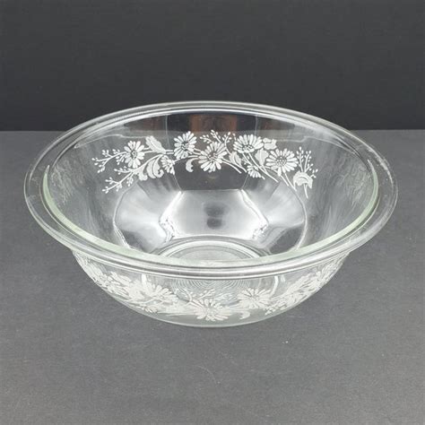 Pyrex Dining Pyrex Colonial Mist Clear Glass White Daisy Floral