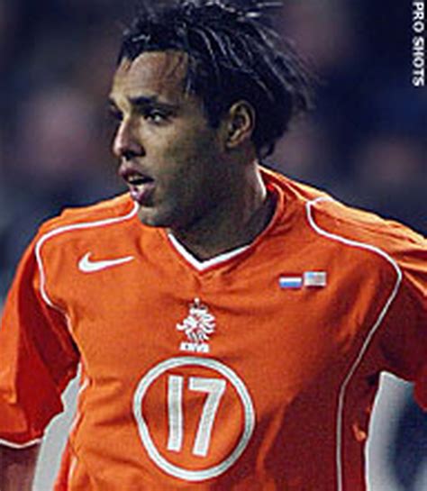Pierre van Hooijdonk in basis tegen Belgen - Voetbal International