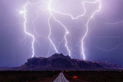Behind An Epic Arizona Lightning Photo ‘i Saw It And Lost My Mind
