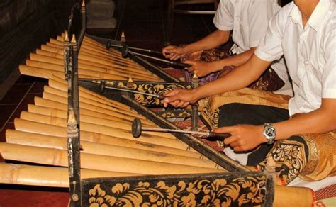 Rindik Alat Musik Bambu Khas Bali