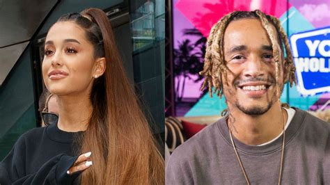 Ariana grande's new song boyfriend with social house is here now! Twitter Seems Pretty Convinced That Ariana Grande Is ...