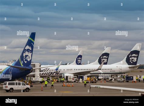 Alaskan Plane Hi Res Stock Photography And Images Alamy