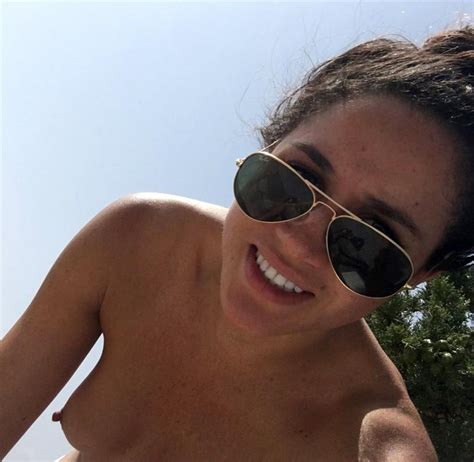 Meghan Markle Nude Leaked Pics New 21 Uncensored Pics — Prince Harrys Future Wife