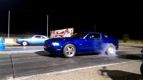 Ford Mustang Boss 302 Burnout Slowmotion Dragstrip 113 Sec Youtube