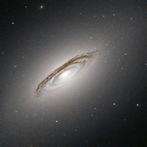Suburban Spaceman Esa Nasa Hubble The Third Way Of Galaxies Lenticular