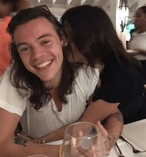 Intimate Photos Of Harry Styles And Kendall Jenner Leak Online Nigerian Entertainment Today