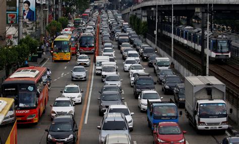 Check out top news from singapore and around the world. Singapore: Travellers face long queues and traffic jams at ...
