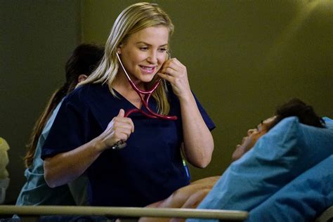 Greys Anatomy 17 Moments Where Arizona Robbins Shined Tell Tale TV