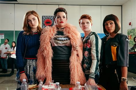 “heathers ” Reviewed The Tv Remake Of The Classic Teen Comedy Is A Feat Of Hostile Farce The