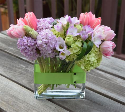 tulips and hydrangeas diy