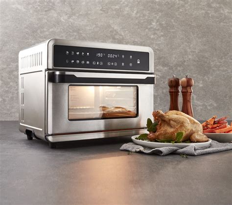 They're actually small convection ovens. Forget Aldi, Coles' New Air Fryer Oven Is $20 Cheaper