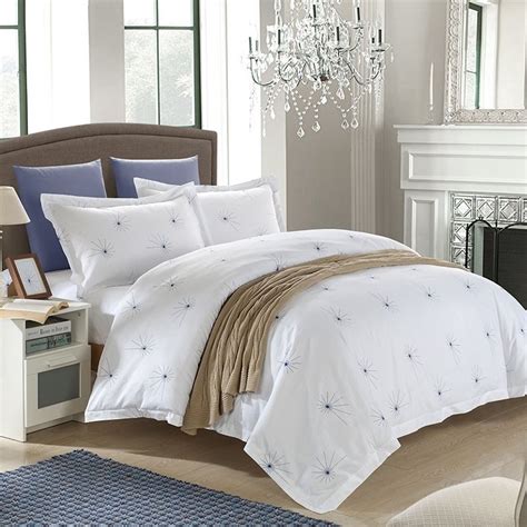 Romantic White Dandelion Modern Chic Full, Queen Size Bedding Sets - TouchFancy.com