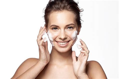 How To Get Healthy Skin In 3 Easy Steps Be Beautiful India