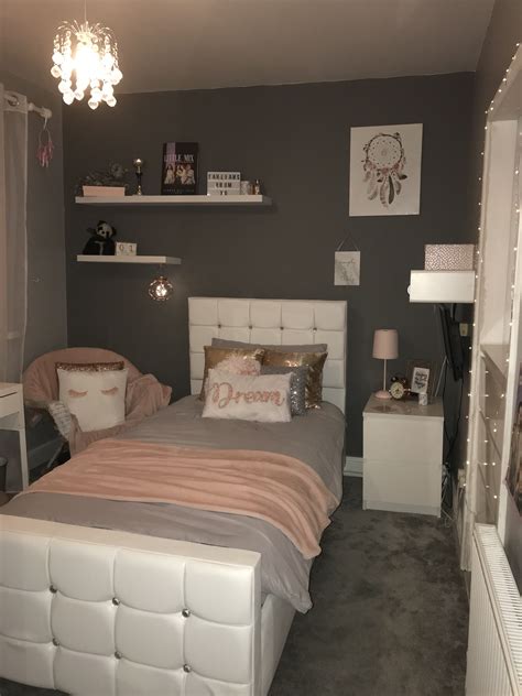 Pink White Grey Rose Gold Themed Bedroom 😘 Teenage Room Decor Room Decor Bedroom Rose Gold