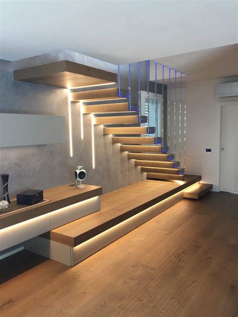 Scale A Sbalzo Magnani And Ricci Stair Railing Design Stairs Design