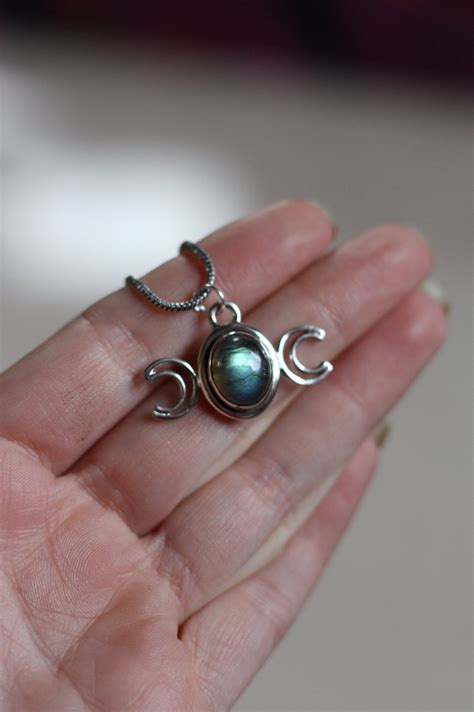 Labradorite Moon Necklace Moon Goddess Moon Jewellery Star Sign